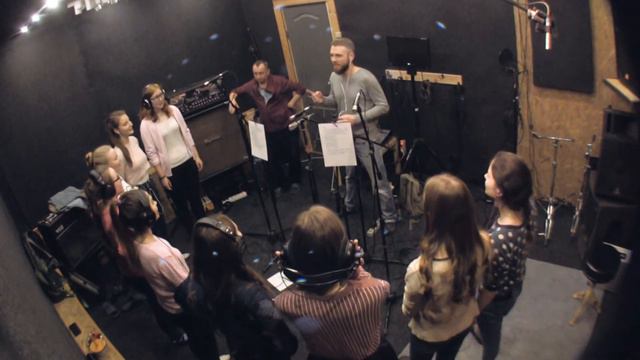 iWi Studio: ВО - Нож (live) запись арфы, укулеле, хора, вокала, перкуссии смотреть онлайн