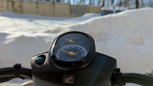 Скутер Honda Benly AA05 (арт. 110HA81) 2015 г. смотреть онлайн