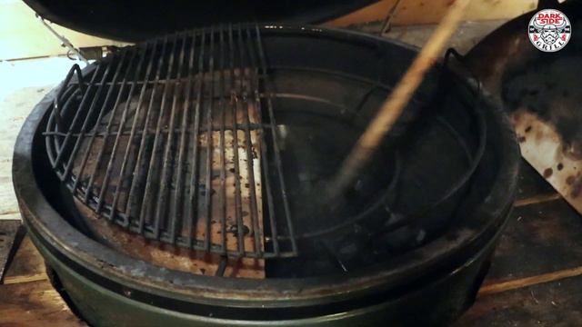 Spatchcock chicken done the Right way on the big green egg смотреть онлайн