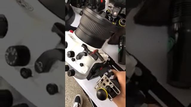 Leoben Underwater Shutter Release Trigger for Sea Frogs A7,A7II,A7III смотреть онлайн