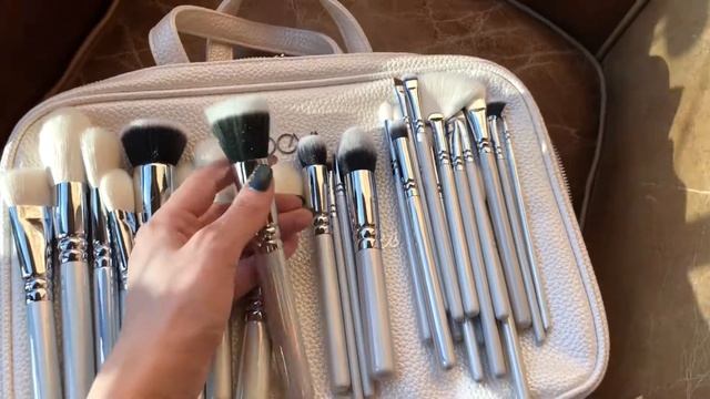 Кисти Zoeva Phenomenon