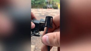 Как открыть лючок бензобака фольксваген поло седан, если его заклинило, не поломав сам лючок.