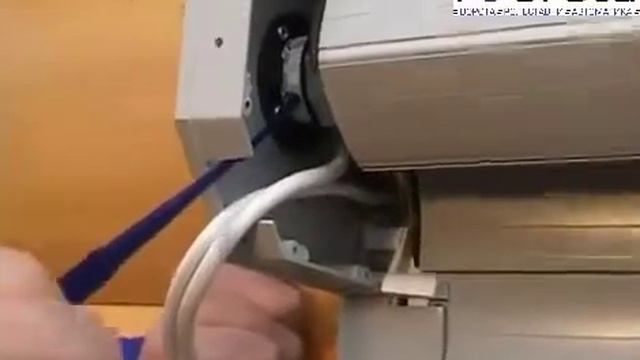 Монтаж полотна роллет и электропривода