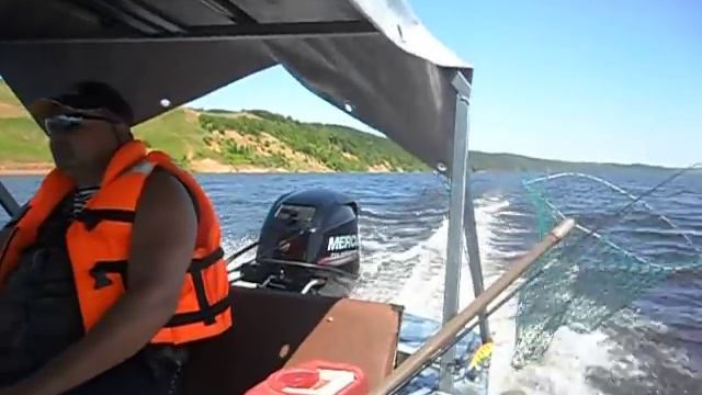Кама, Прогресс 2м Меркури 25 4-х тактный. смотреть онлайн