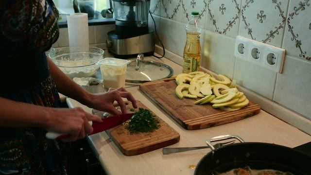 Кабачки в кляре дольками Вкусный рецепт кабачковой закуски смотреть онлайн