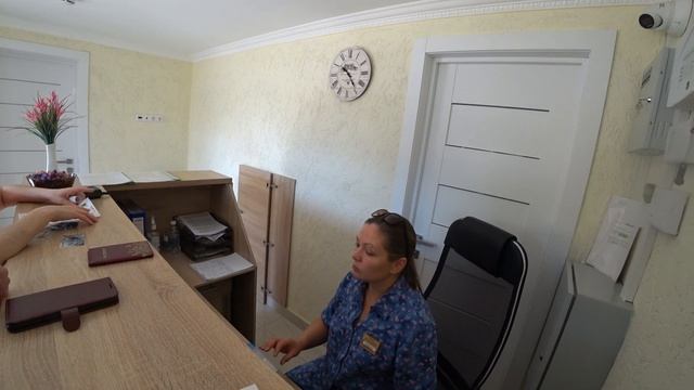 Общение с администратором отеля. Информация по отдыху. День 2-й, часть 3-я. смотреть онлайн