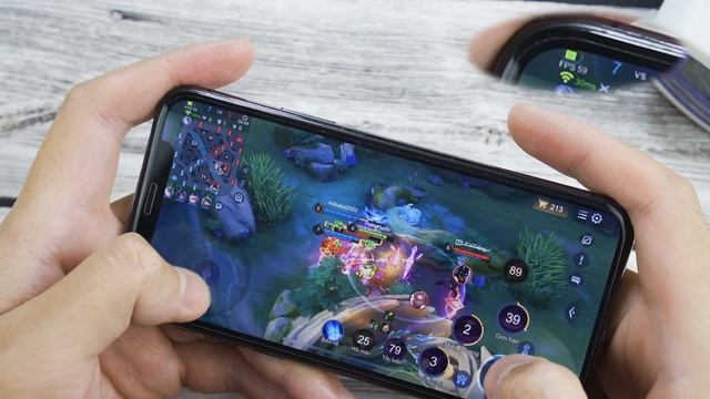 iPHONE 11 PRO NĂM 2023 Trải Nghiệm Game Liên Quân Mobile! A13 Bionic Vẫn Mạnh Lắm! смотреть онлайн