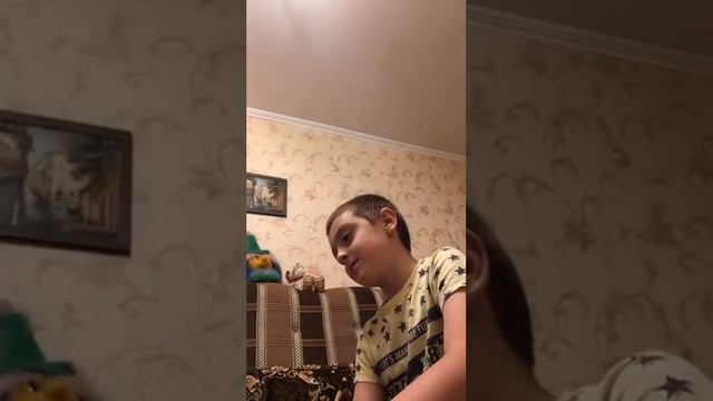 В траве сидел Кузнечик. Играю на синтезаторе. смотреть онлайн