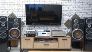 Краткий обзор и пример звучания усилителя Luxman L-570 + ЦАП SMSL D300 и акустики Diatone DS-501