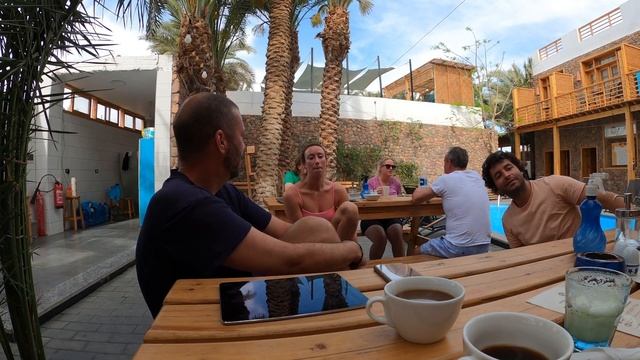 Hanging at The Bridge Dahab смотреть онлайн