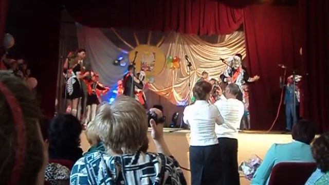 Карасульская СОШ. Вальс. 25 мая 2012 года смотреть онлайн