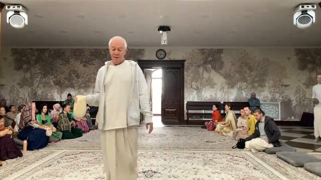 "ДЖАПА МЕДИТАЦИЯ" - Е. М. Чайтанья Чандра Чаран прабху смотреть онлайн