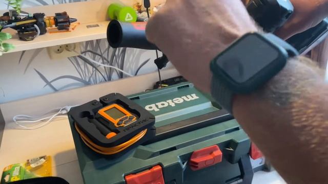 Крепление эхолота Практик к ручке шуруповерта Metabo. смотреть онлайн