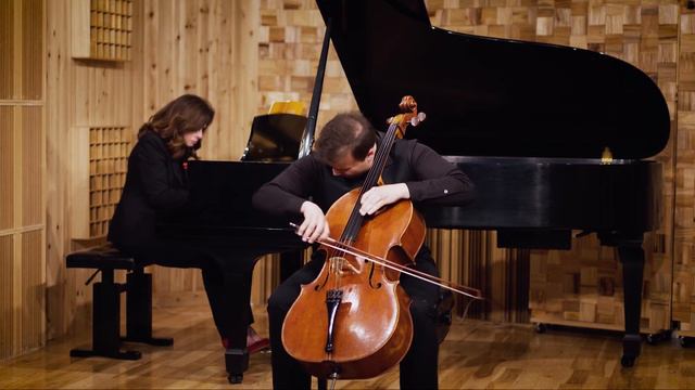 Schubert Arpeggione Sonata Movement 1 смотреть онлайн