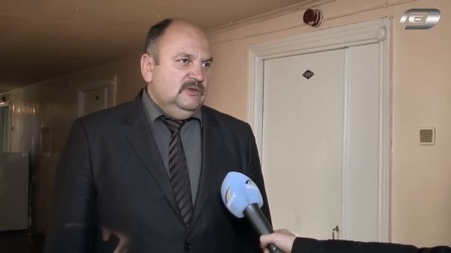 Мэр Енакиева и генеральный директор ЕМЗ проверили ход капремонтов в палатах смотреть онлайн