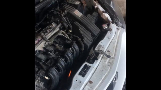 Борт журнал HONDA FIT- замена свечей ( катушек зажигания) смотреть онлайн