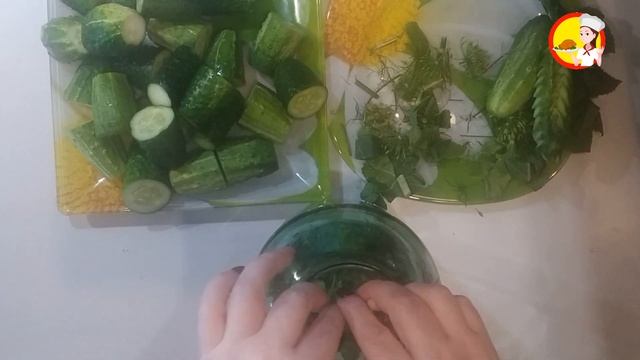 ХРУСТЯЩИЕ МАЛОСОЛЬНЫЕ ОГУРЦЫ НА МИНЕРАЛКЕ. ВКУСНО и ОЧЕНЬ ПОЛЕЗНО! смотреть онлайн