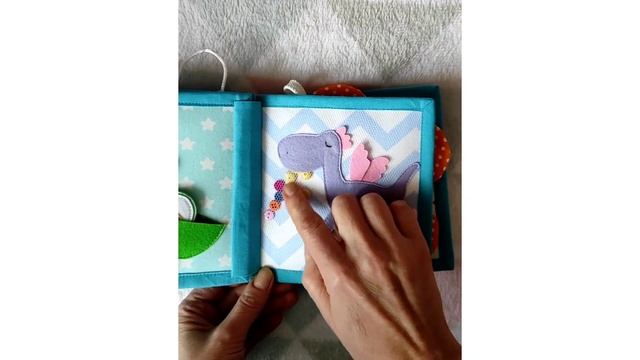 Книжка из фетра "Colorbook" 15*15 смотреть онлайн