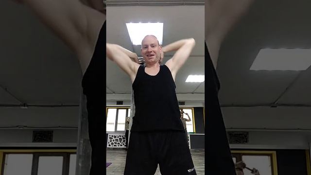 Разминка — это комплекс упражнений для подготовки тела к физической нагрузке. Фитнес. Упражнения. смотреть онлайн