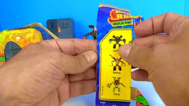 РОБОТЫ ТРАНСФОРМЕРЫ В ЛИЗУНЕ! Ready2Robot | Slime Robot Battles Суперсемейка против Монстра смотреть онлайн