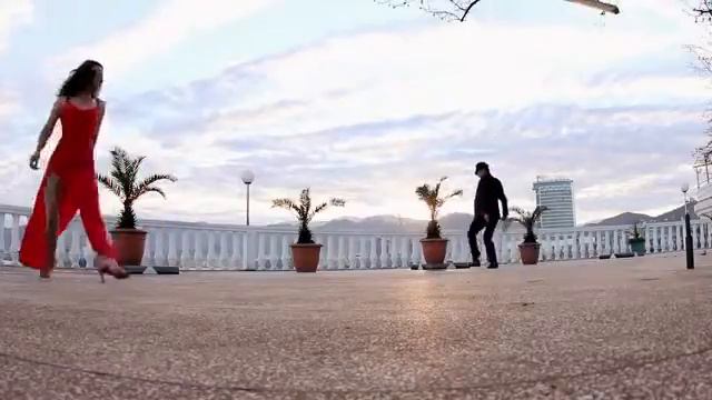 Ах, над тобою аура пьянящая смотреть онлайн