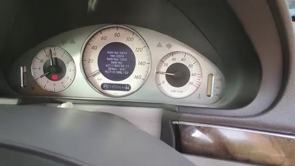 Mercedes w211 oil level check. Diy&tips