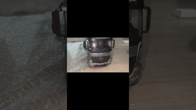Unboxing Mercedes Arocs RC Dump смотреть онлайн