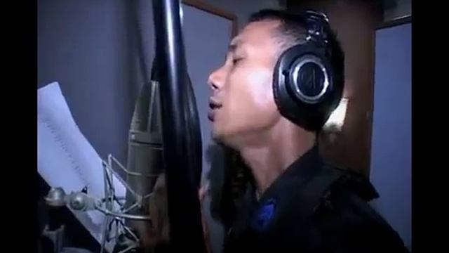 BRIPTU NORMAN - CINTA FARHAT.flv смотреть онлайн