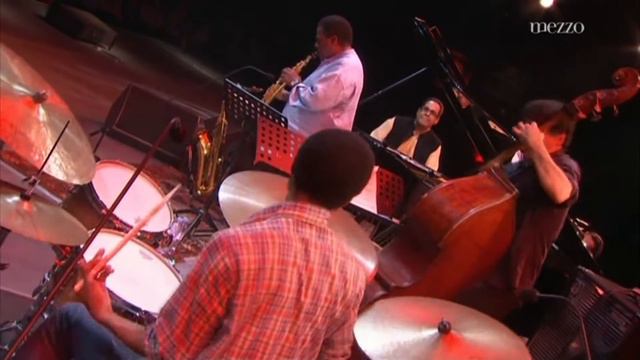 wayne shorter quartet - s.s. golden mean смотреть онлайн