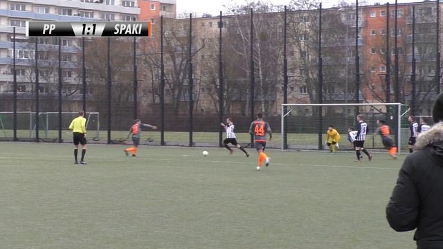 Wie in alten Zeiten! Benyamina und Ede zaubern! | Polar Pinguin – Spandauer Kickers (Testspiel) смотреть онлайн