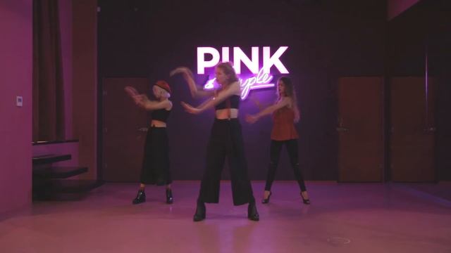 Vogue Dance by Banana (beginners) смотреть онлайн