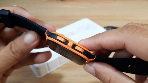 Colmi P73 Smartwatch - Unboxing Review of Specs and Design, Lightweight, Slim Outdoor Smartwatch