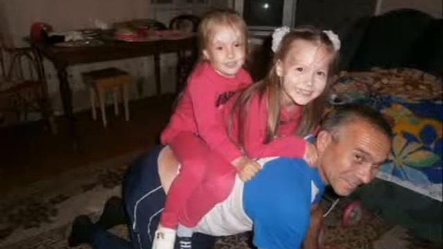 Поздравляем папу и дедушку с днём рождения ! смотреть онлайн