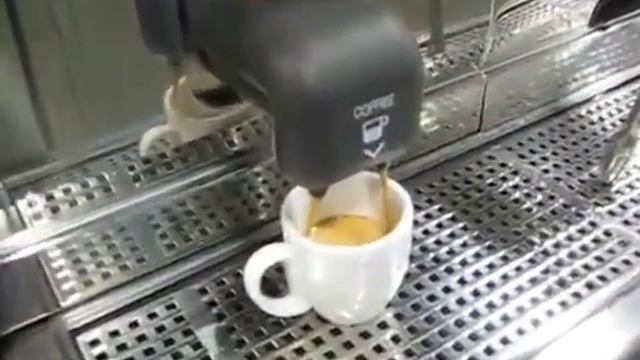 coffee t&i @ HOST 2011 : La Cimbali смотреть онлайн