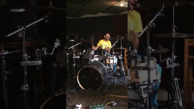 Nirvana - Rape Me Cover - 20th anniversary of In Utero смотреть онлайн