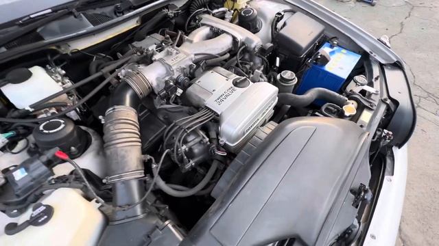 Работа двигателя 2JZGE Toyota Crown Majesta JZS149