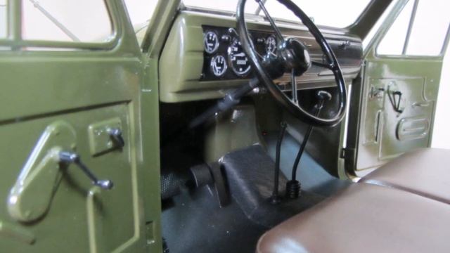 Масштабная радиоуправляемая модель-копия ГАЗ-51 смотреть онлайн