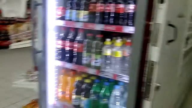 Несвежее мясо в Магните. Меня пытались отравить смотреть онлайн