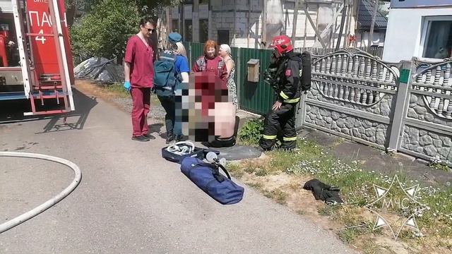 На пожаре в Витебске спасен мужчина смотреть онлайн