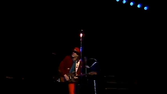 Stevie Ray Vaughan Scuttle Buttin Live In Tokyo 1080P смотреть онлайн