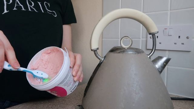 8 WAYS TO USE THE PINK STUFF | CLEANING HACKS AND TIPS смотреть онлайн