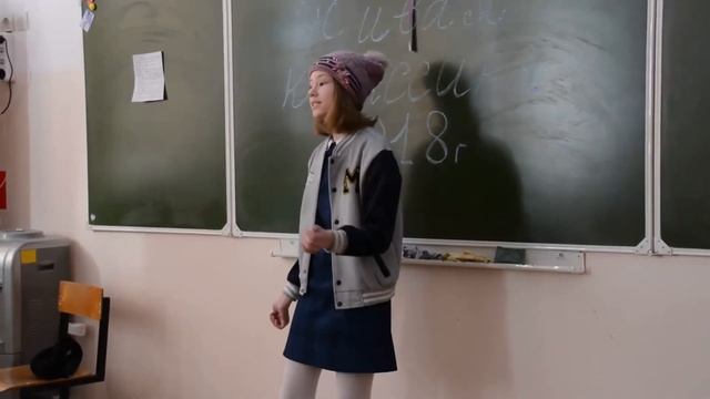 Ушакова Влада читает "Зеркало" Б. Ганаго "Живая классика" смотреть онлайн