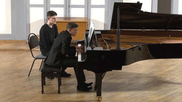 А Бренинг. 4 прелюдии и фуги для фортепиано "BACH" смотреть онлайн