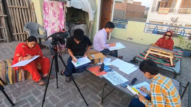 Doodling with My Family ? ? смотреть онлайн