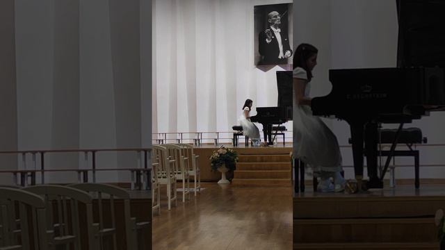 С. Прокофьев "Думка". М. Мошковский " Этюд" №5 смотреть онлайн