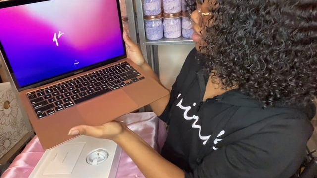 MY ENTREPRENEUR LIFE | UNBOXING NEW MACBOOK AIR | V-DAY COLLECTION + BUSINESS VENT #entrepreneur смотреть онлайн