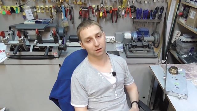 Реальное вскрытие двери в Нижнем Новгороде смотреть онлайн