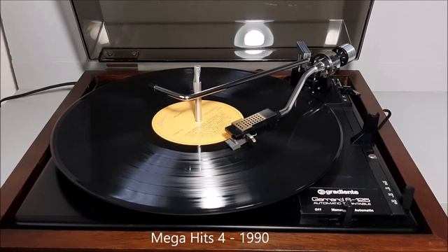 Mega Hits 4 - ℗ 1990 - Baú Musical? смотреть онлайн