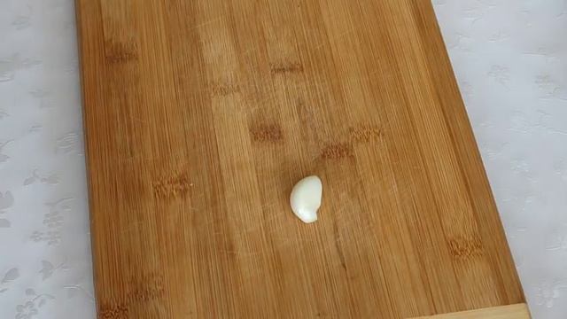 ТАКОЙ САЛАТ МОЖНО ХРАНИТЬ НЕСКОЛЬКО МЕСЯЦЕВ! СВЕЖАЯ КИНЗА В СОЕВОМ СОУСЕ ПО- КОРЕЙСКИ! смотреть онлайн