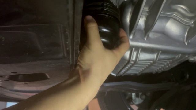 2021-2024 Hyundai Elantra Oil Change In Less Than 7 Minutes #hyundaielantra #oilchange #quick #easy